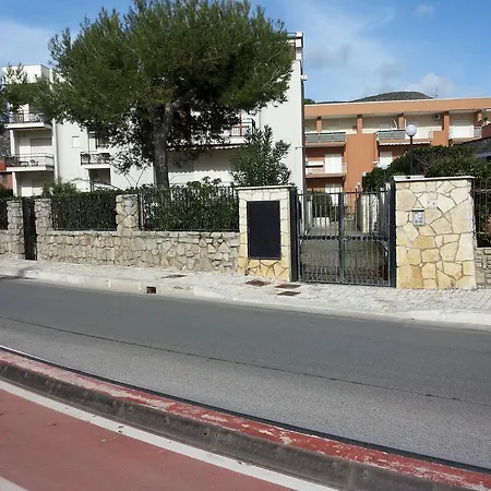 I Girasoli דירה